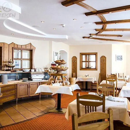 Daniel Hotel